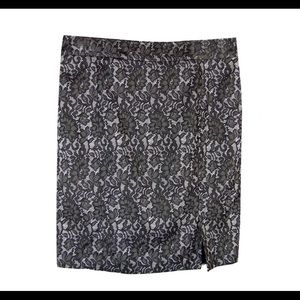 Plus Size Black Textured Lace Print Skirt  New 18W